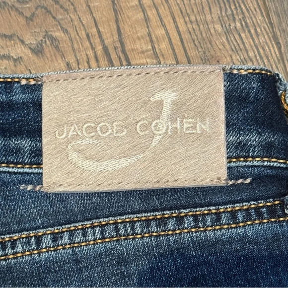 Jacob Cohen Jeans Size 26 Medium Wash Slim Rare Luxury Denim Made in Italy PW711 - Picture 9 of 14